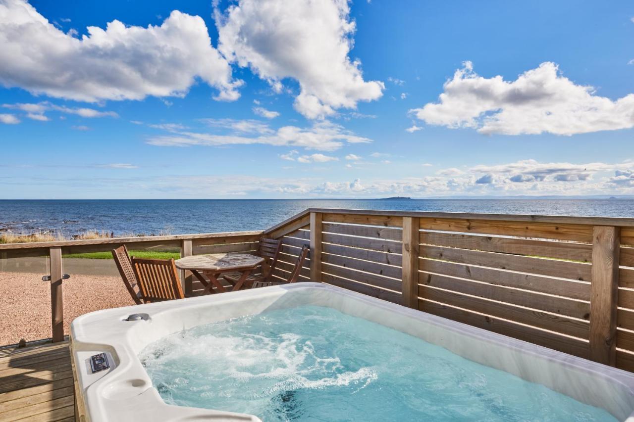 Sauchope Links Holiday Lodge And Glamping Park 克雷尔 外观 照片
