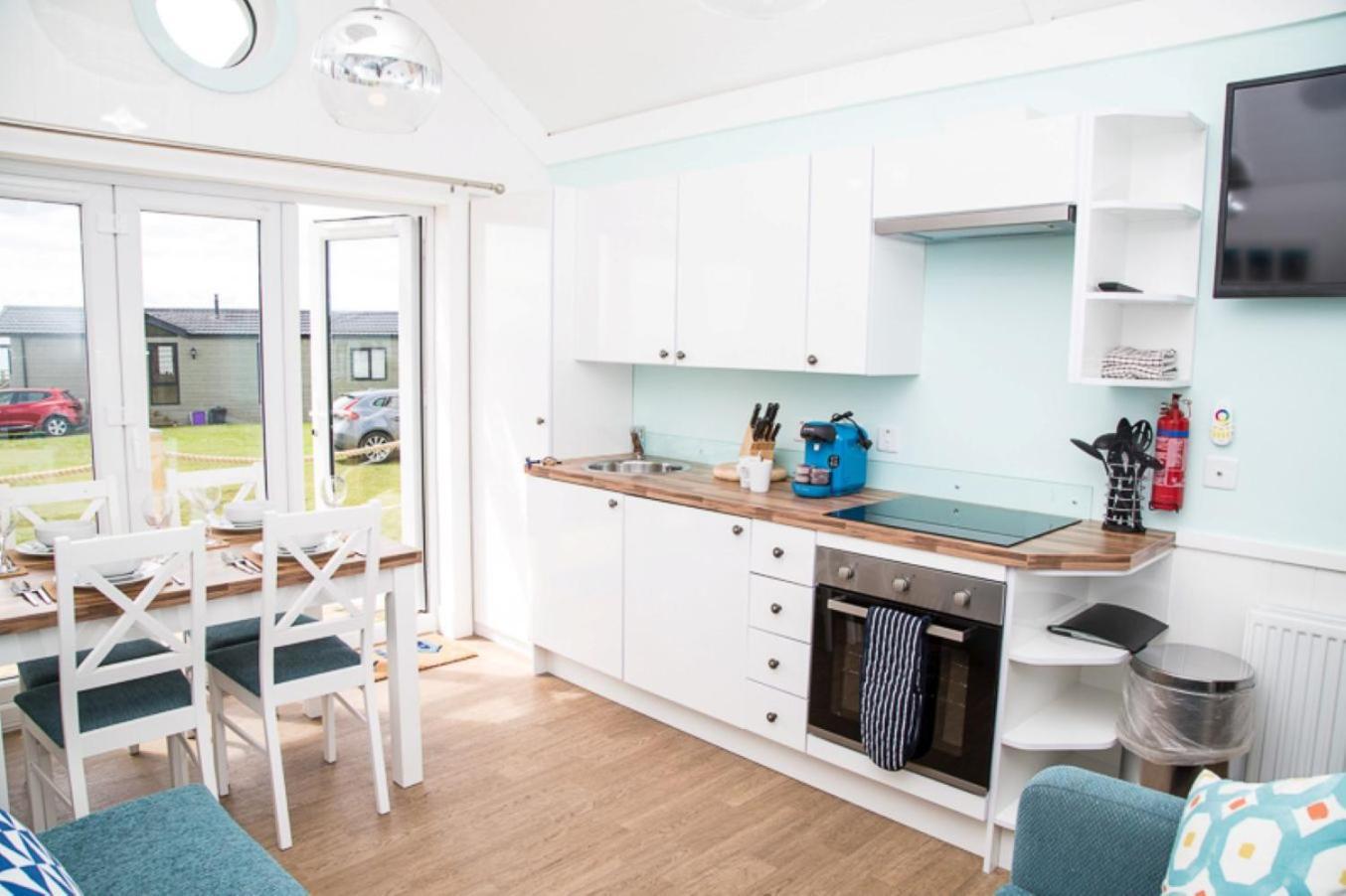 Sauchope Links Holiday Lodge And Glamping Park 克雷尔 外观 照片